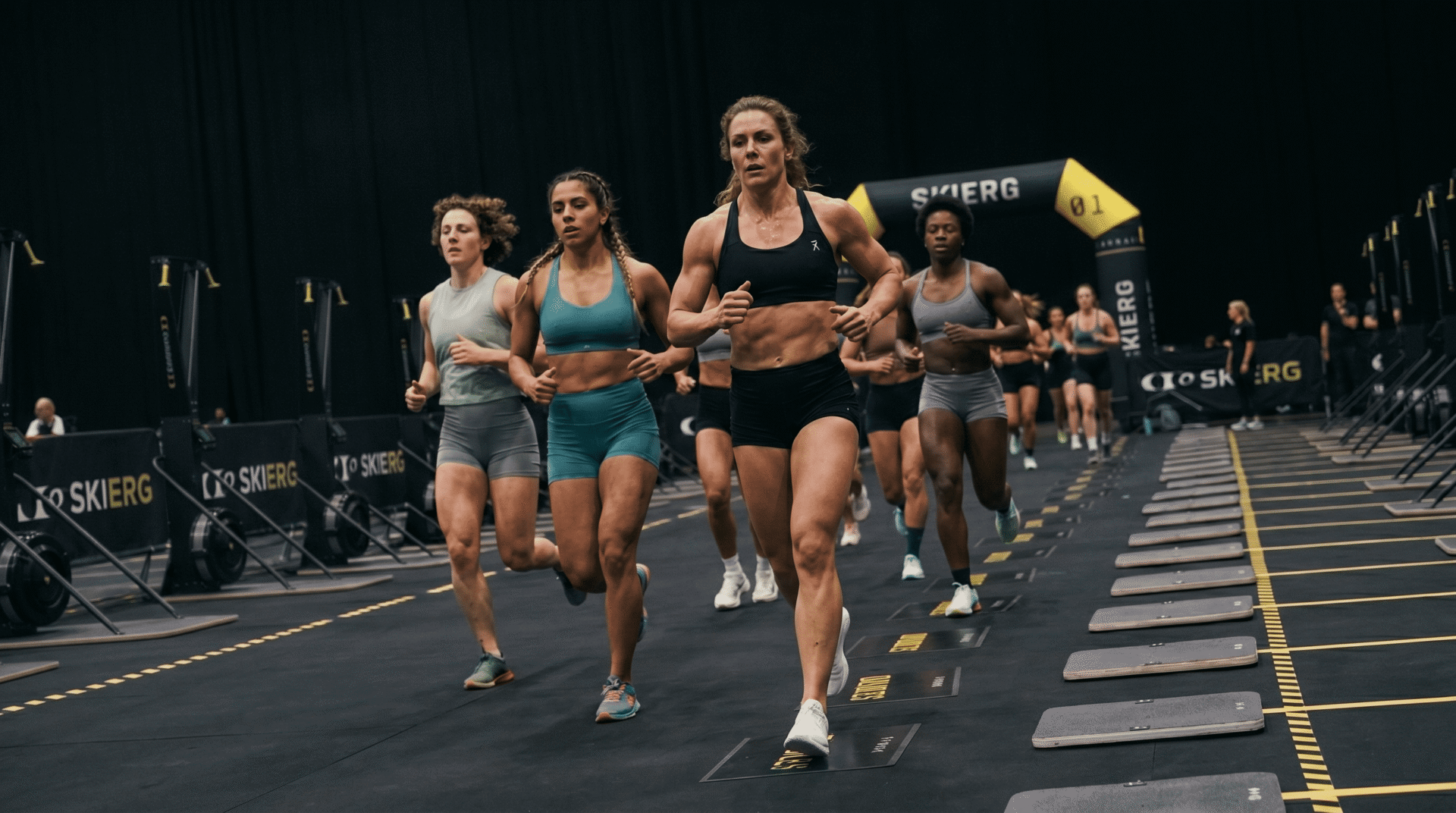 The Ultimate HYROX Training Plan: Hybrid Methodology